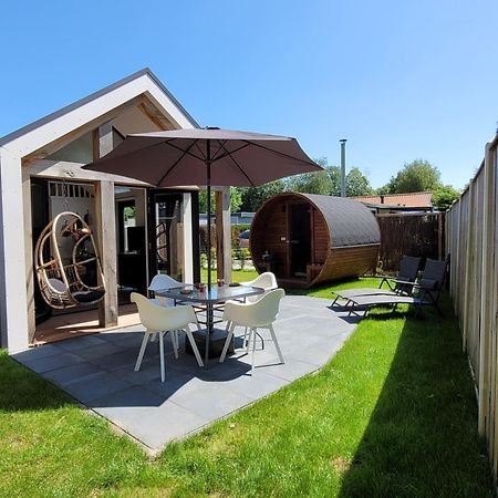 Tiny Zen House In Heinkenszand With Private Sauna, Airco, Outdoor Swimming Pool, Wifi And 2 Bedrooms 外观 照片