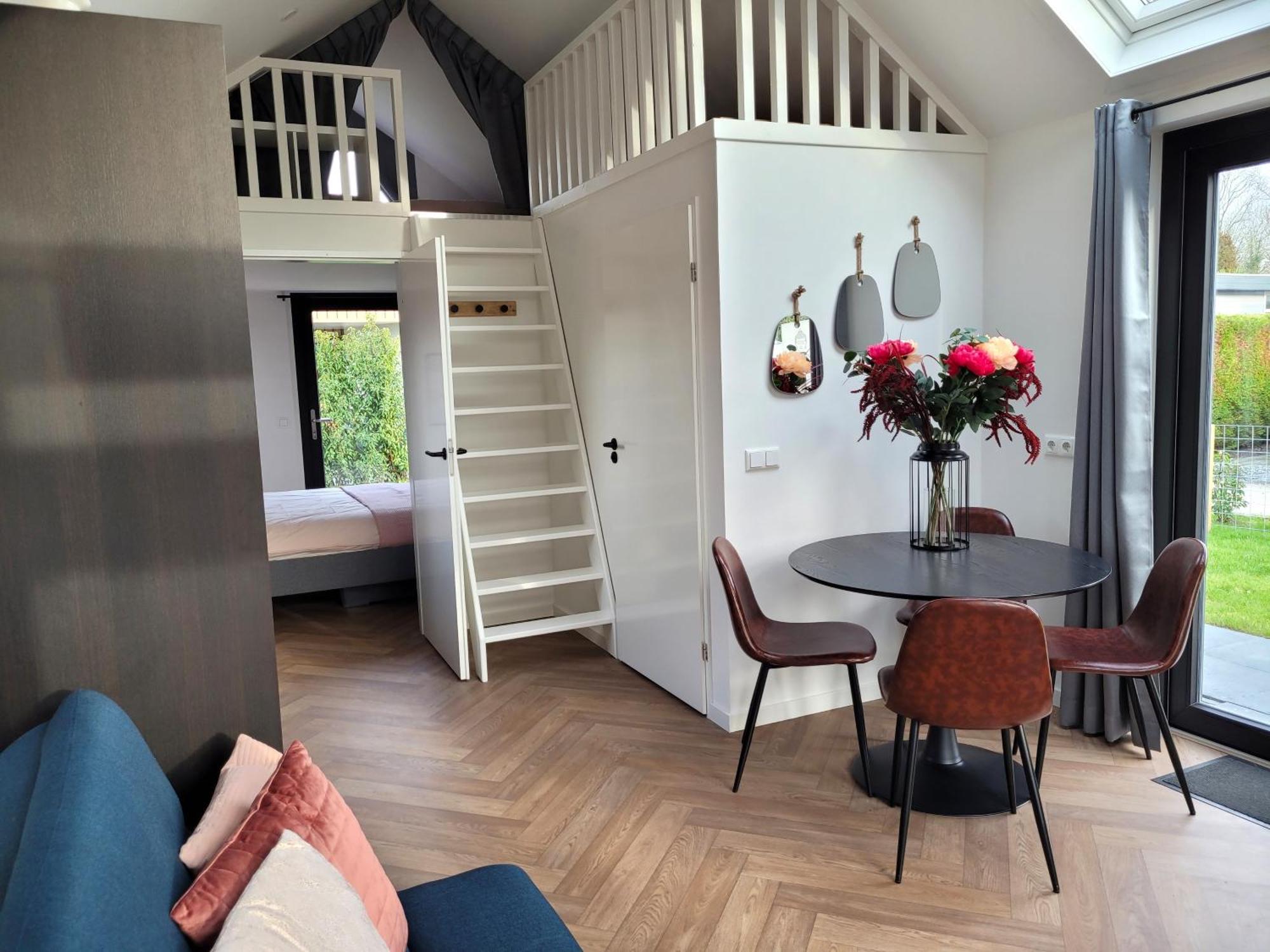 Tiny Zen House In Heinkenszand With Private Sauna, Airco, Outdoor Swimming Pool, Wifi And 2 Bedrooms 外观 照片